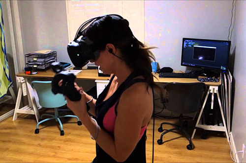 女网友直播用VR玩恐怖游戏被吓哭