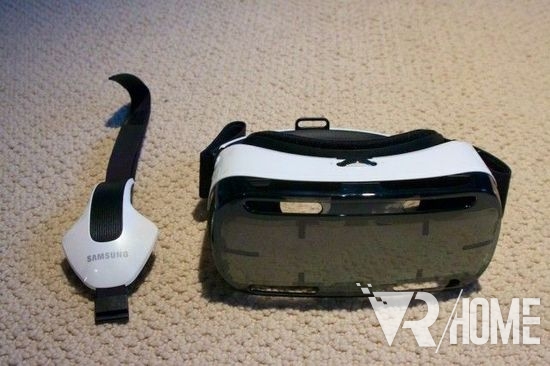 完美性价比：三星Gear VR虚拟现实眼罩